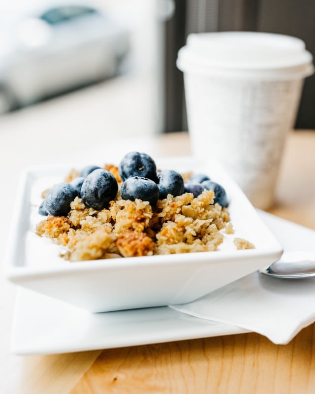 oatmeal with blueberries